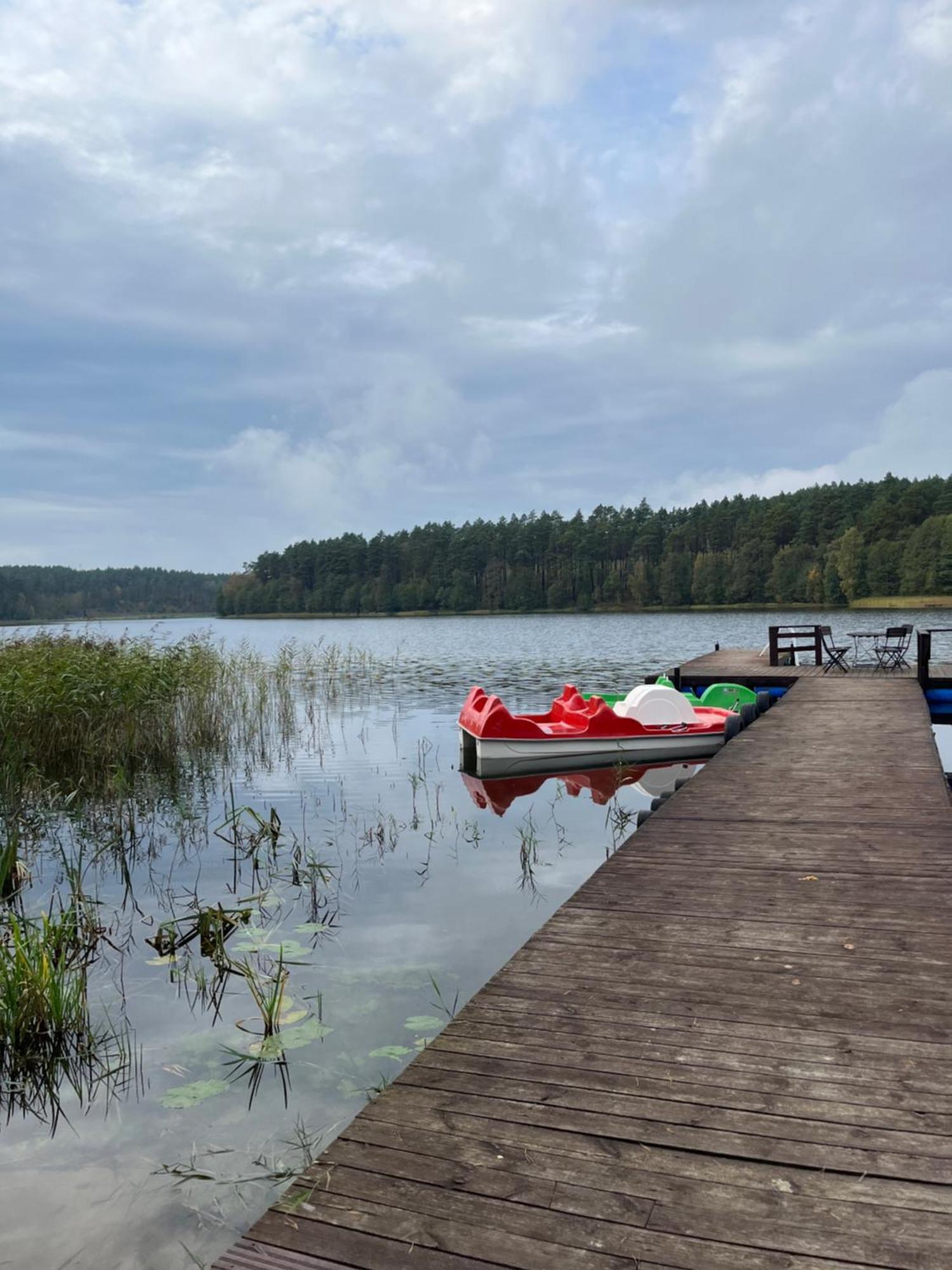 Domek Caloroczny Hawaje Nad Jeziorem Kazub Cieciorka Exterior photo